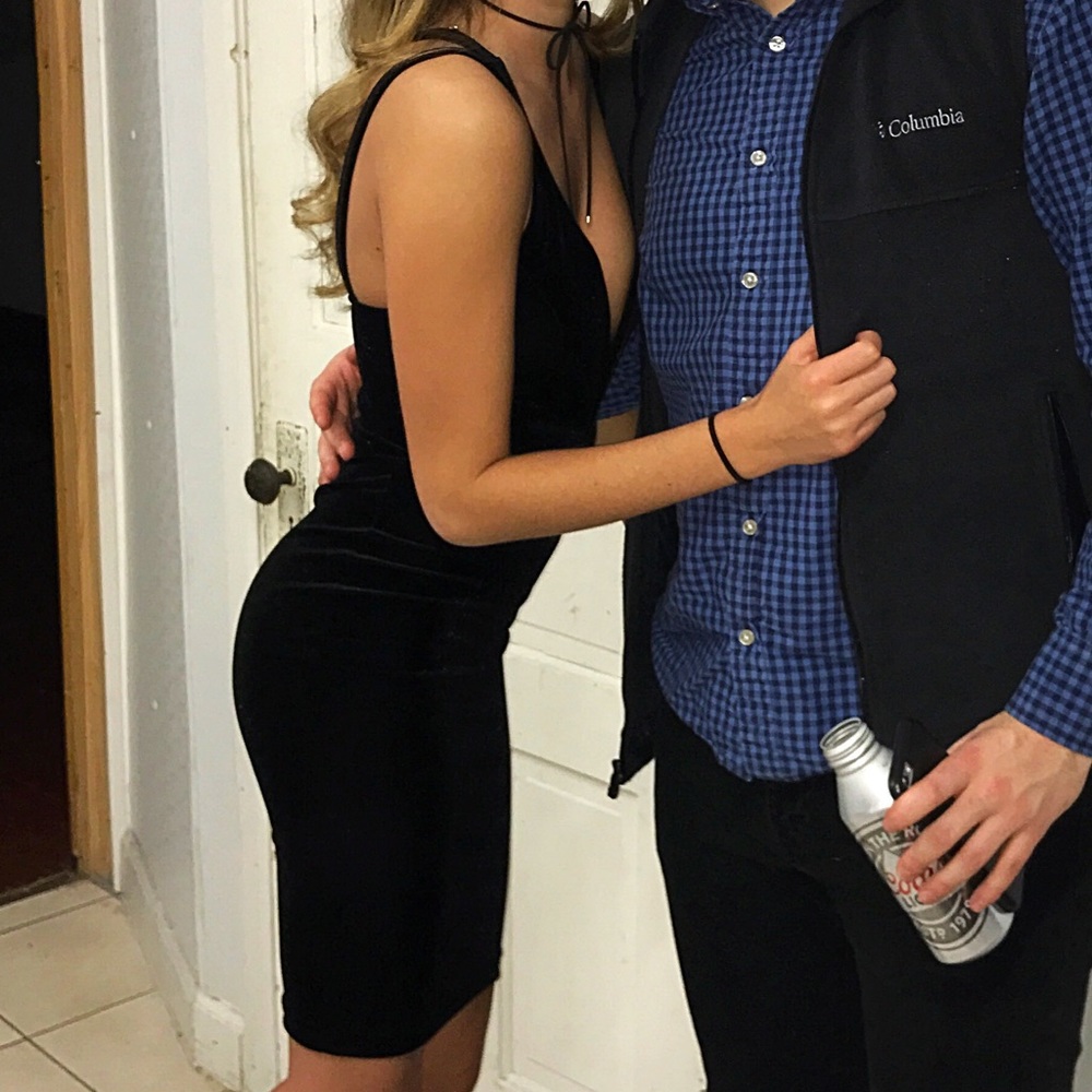 Gorgeous black midi dress